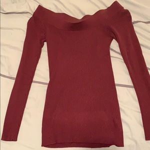 Guess off-shoulder top